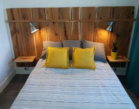 Appartement Appt 2ème étage Sur L’ile De